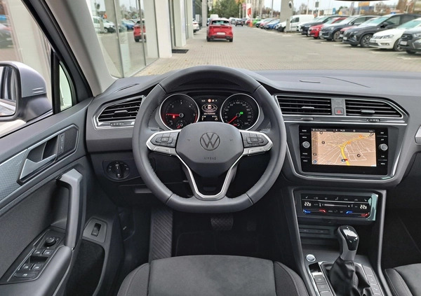 Volkswagen Tiguan cena 175000 przebieg: 10, rok produkcji 2023 z Oborniki Śląskie małe 781